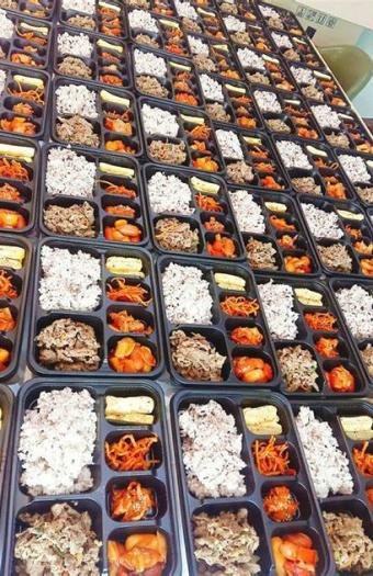 SUẤT ĂN CÔNG NGHIỆP XÍ NGHIỆP