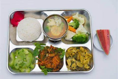 Suất ăn công nghiệp uy tín tại TP HCM