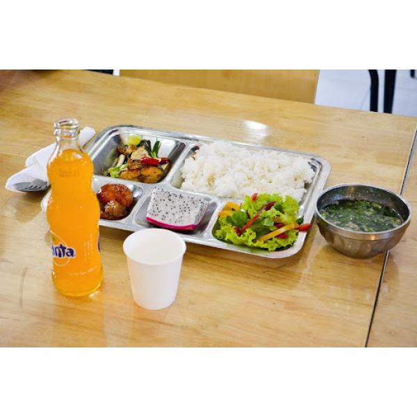 SUẤT ĂN CÔNG NGHIỆP XÍ NGHIỆP