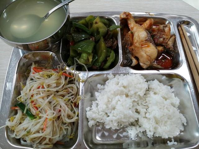 Suất ăn chất lượng cao tại TP HCM